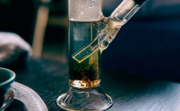 мутная вода в бонге