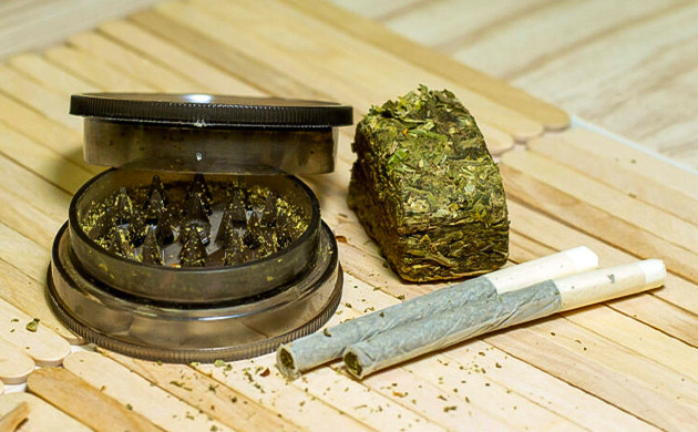 Подготовка и размягчение стаффа Как использовать прессованную коноплю