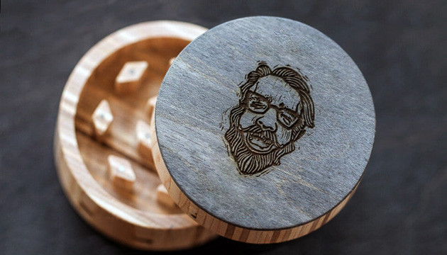 Гриндер из дерева